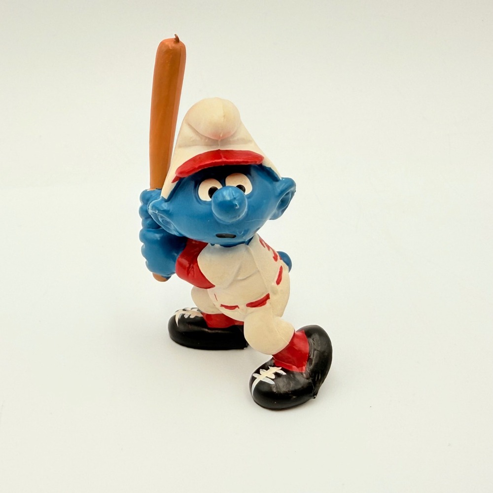 Vintage 1980 Schleich Smurf Baseball Player Figurine Peyo Hong Kong #3 Toy